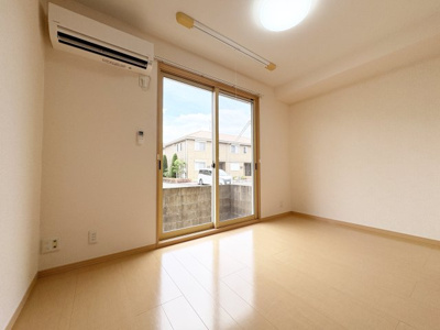 【居間・リビング】 | エリシオン日高 Ｄ棟