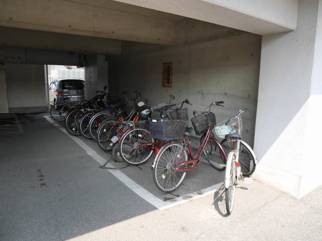 【その他共用部分】 | ビュークレスト折立 | ビュークレスト折立の駐輪場