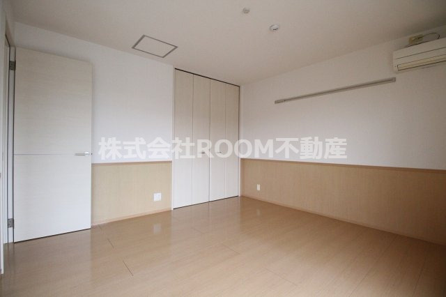 ヴィラ・モナリエールC棟の居間・リビング|使いやすい居間です