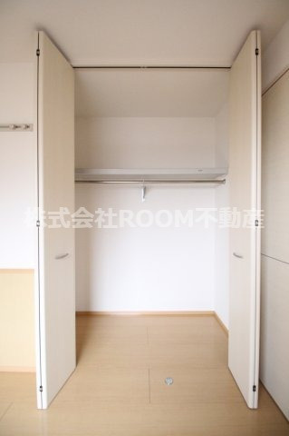 ヴィラ・モナリエールC棟の収納|便利な収納スペースです