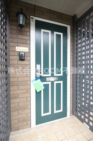 ヴィラ・モナリエールC棟のエントランス|建物の内部です