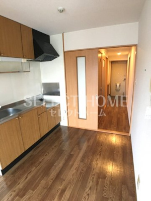  | Ｓ．Ｄ．Ｖｉｌｌａｇｅ