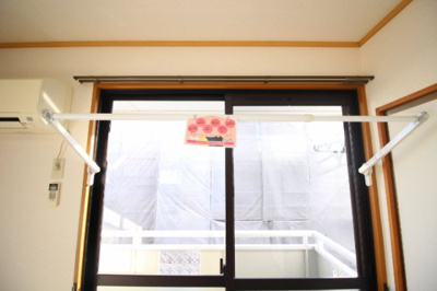 【設備】 | ヴェンベール浅野 | 室内物干し