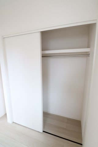 コンソラータの収納