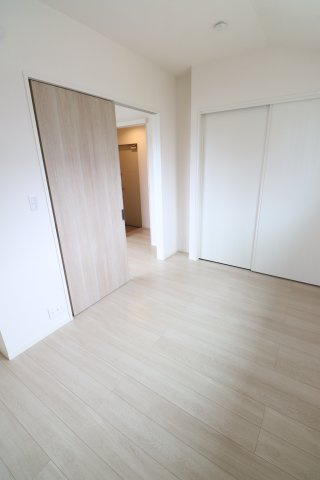 コンソラータの居間・リビング