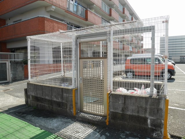【その他共用部分】 | 八尋ビル | 八尋ビルのゴミ置き場