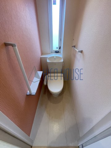 D-roomあずま町Aのトイレ