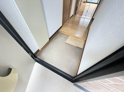 【玄関】 | ライブコアプリモ小茂根