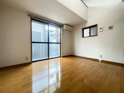 【居間・リビング】 | ライブコアプリモ小茂根