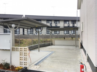 【その他共用部分】 | ザ カルムスペース ササヤマ２ | 屋根付きの駐輪場があり自転車の置き場所も困りません◎