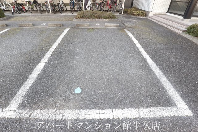 ハーヴェスト21の駐車場