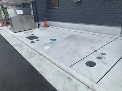 【その他共用部分】 | シティコート八尾WEST | 駐車場に車を止められます
