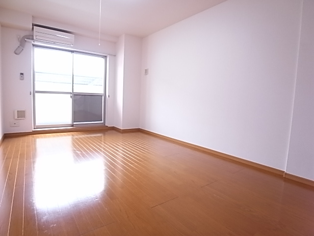 グランブルの居間・リビング