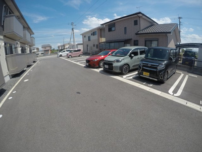 【駐車場】 | グランブルー沖代