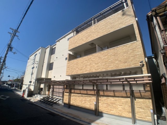 ピレーネ近江堂