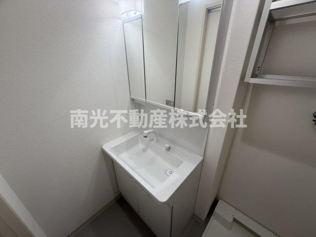 ピレーネ近江堂の独立洗面台