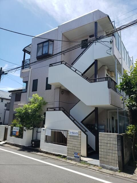 コーラルハイツの外観