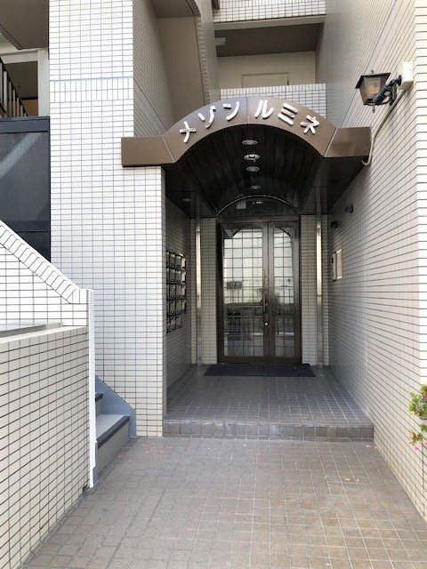 メゾンルミネの外観