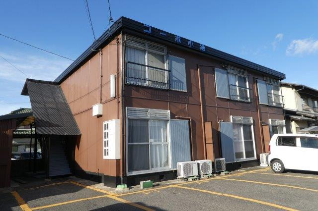 総社市清音柿木のアパートの外観