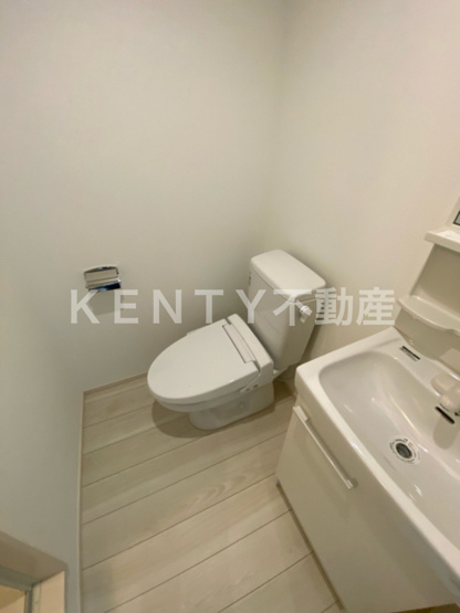 【トイレ】 | フォンス大森西 | 落ち着いた色調のトイレです