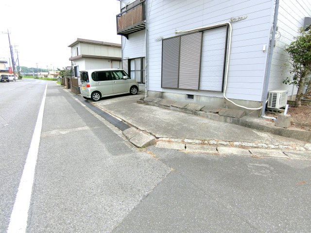 ベル・コートの駐車場