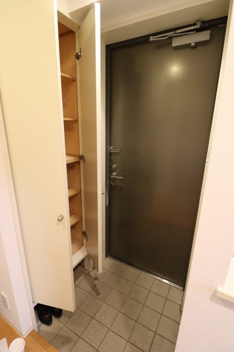 【玄関】