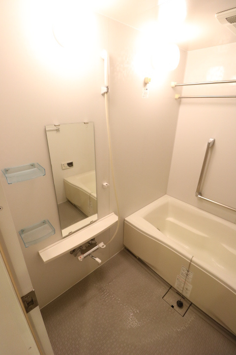 【浴室】