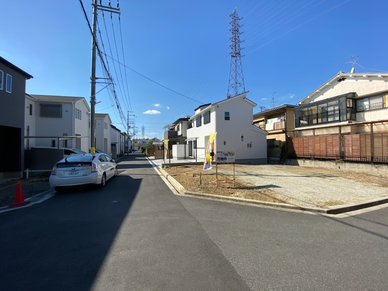 グラッド・タウン私部６丁目の前面道路含む現地写真|■閑静な住宅街で昼も夜も静かですよ♪♪