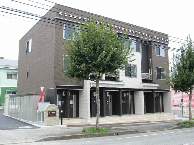 アーバン青春通りの外観