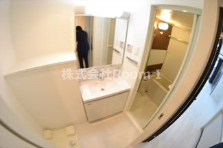 【独立洗面台】 | レオンコンフォート本町東Ⅱ | 使いやすい独立洗面台です