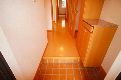 【玄関】 | シャルム石原Ｃ | 落ち着いた玄関です