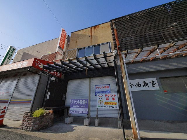 西田店舗付住居の外観
