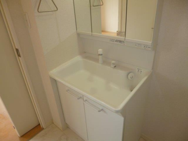 シャーメゾンYUMAの独立洗面台|シャンプードレッサー