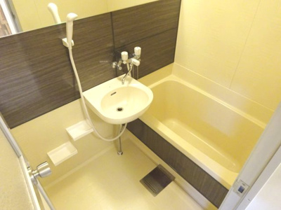 【浴室】 | フローレス岡本