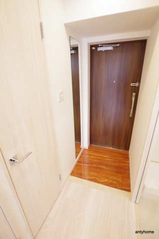 グランカーサ新大阪SOUTH(旧:スプランディッド新大阪south)　仲介手数料無料の玄関