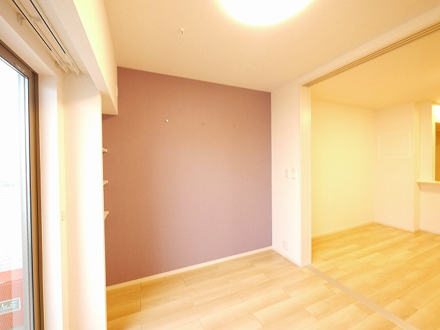 Ｖｅｒｇｅｒ（ヴェルジェ）の洋室