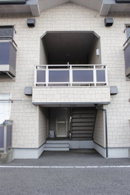 【エントランス】 | ピュアハウス