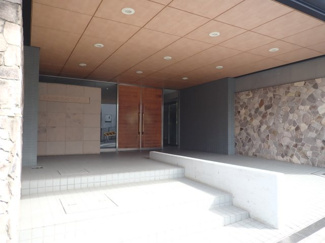 【エントランス】