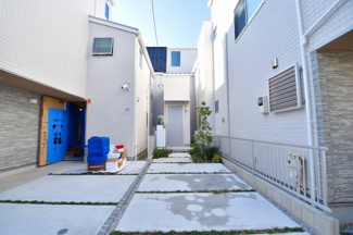 【駐車場】 | 現地見学や資料請求などお気軽にお問合せ下さい。
◎周辺環境とあわせて現地もご案内致します。