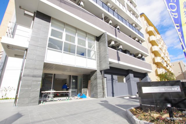 エステムコート新大阪14アイシー　仲介手数料無料のエントランス