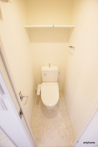 エステムコート新大阪14アイシー　仲介手数料無料のトイレ