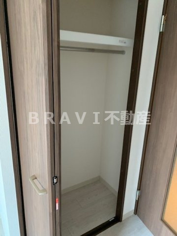 エグゼ堺筋本町　BRAVI不動産の収納|【エグゼ堺筋本町】こまごまとしたものを収納できそうですね