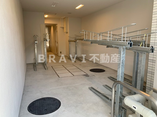 エグゼ堺筋本町　BRAVI不動産|【エグゼ堺筋本町】駐輪場