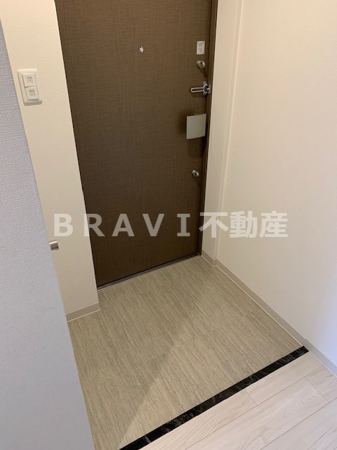 エグゼ堺筋本町　BRAVI不動産の玄関|【エグゼ堺筋本町】玄関です