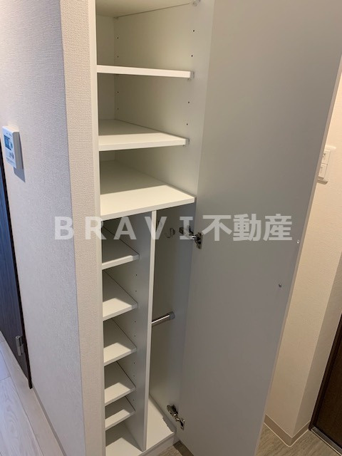 エグゼ堺筋本町　BRAVI不動産の収納|【エグゼ堺筋本町】収納豊富です