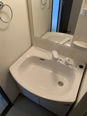 アフィット天満橋の洗面所