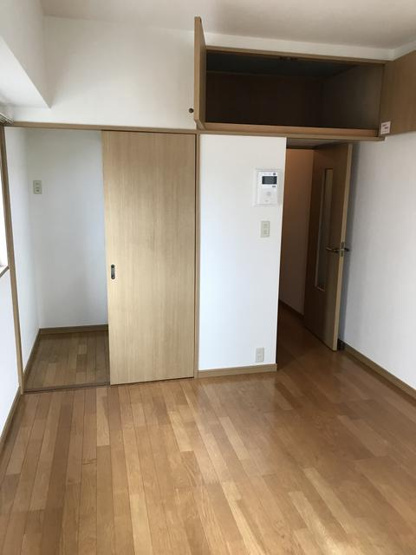 【洋室】 | エステート・モア・博多公園通り | 豊富な収納♪