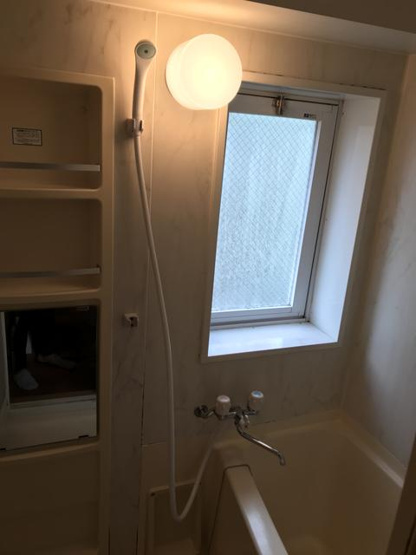 【浴室】 | エステート・モア・博多公園通り | 窓あり♪