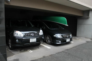 【駐車場】