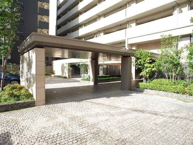 【エントランス】 | 清潔なエントランスです